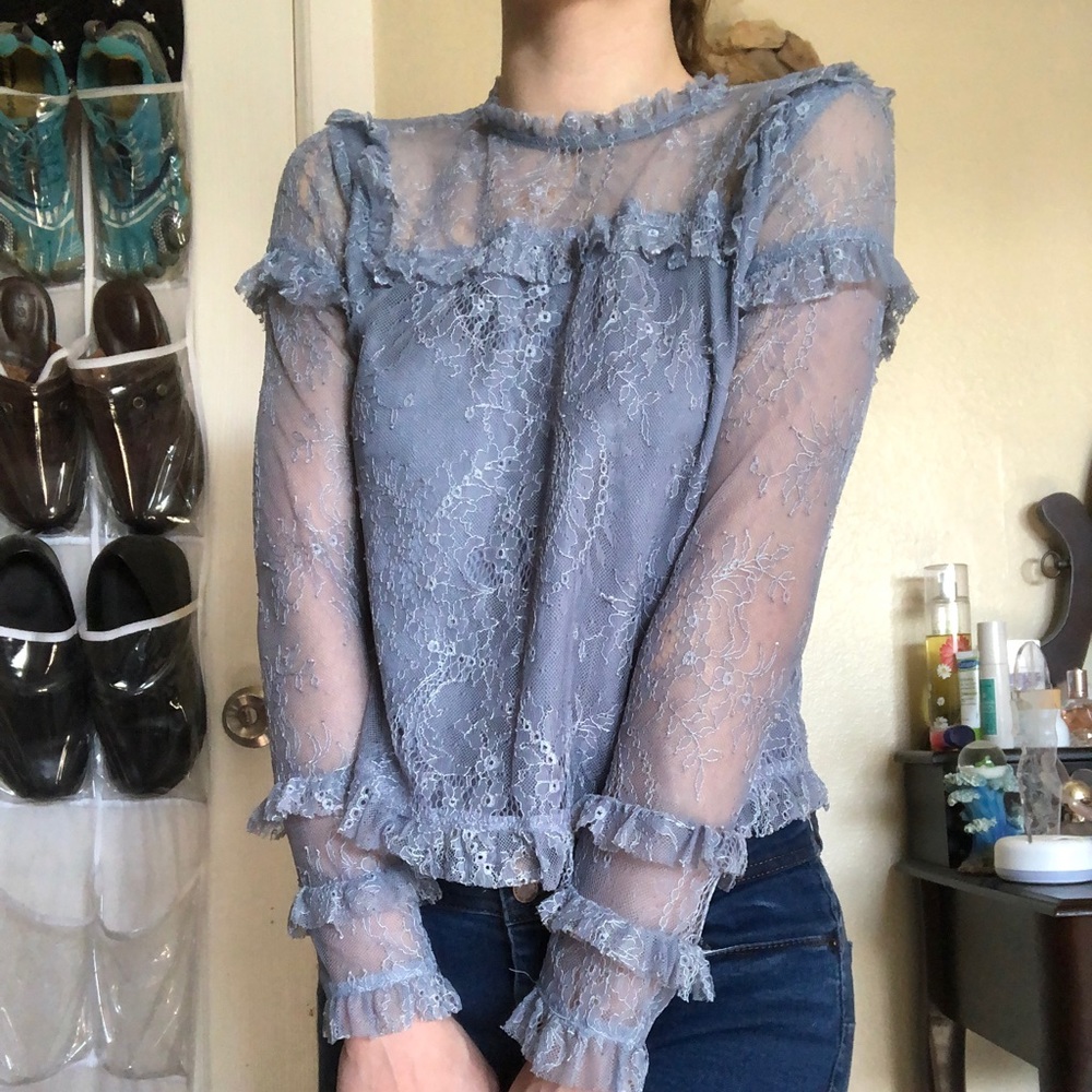 🦕Unique Lace Forever 21 Shirt Size Medium